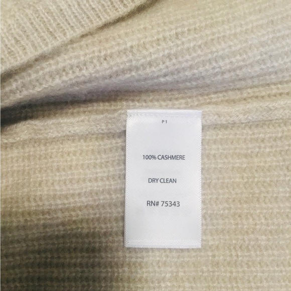 𝅺max STUDIO 100% 2 ply cashmere beige sweater LARGE NWT - Picture 9 of 9